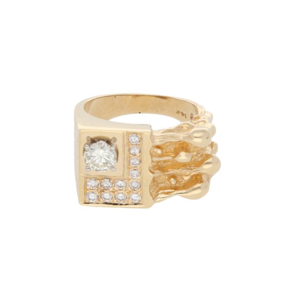 Anillo barroco con diamantes en oro amarillo 14 kilates. Online now