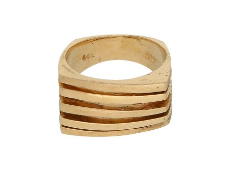 Anillo calado en oro amarillo 14 kilates. on Sale