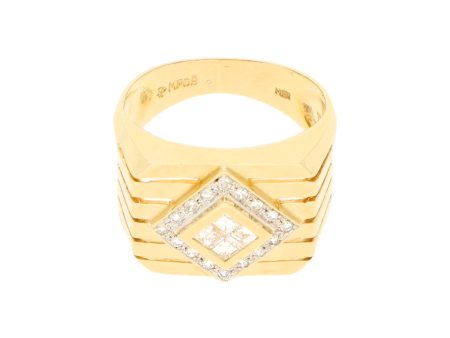 Anillo calado con diamantes en oro amarillo 18 kilates. Online Hot Sale