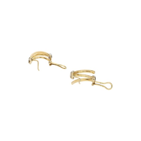 Aretes acanalados en oro amarillo 14 kilates. Supply