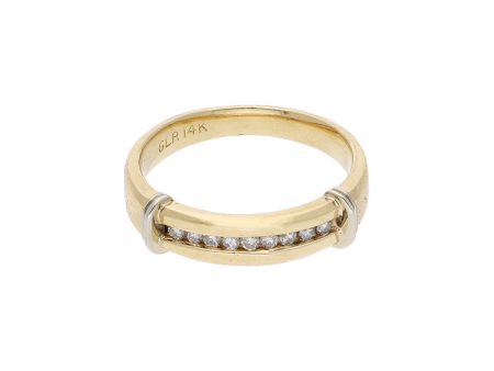 Anillo acanalado con diamantes en oro dos tonos 14 kilates. Online Hot Sale