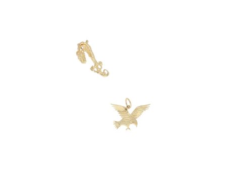 Dos dijes diseño especial motivo águila y dragón en oro amarillo 12 kilates. Online Sale